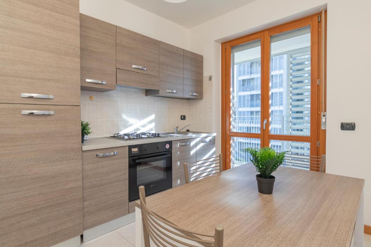 New Apartment With Terrace - Pampuri 7 Milan Exterior photo